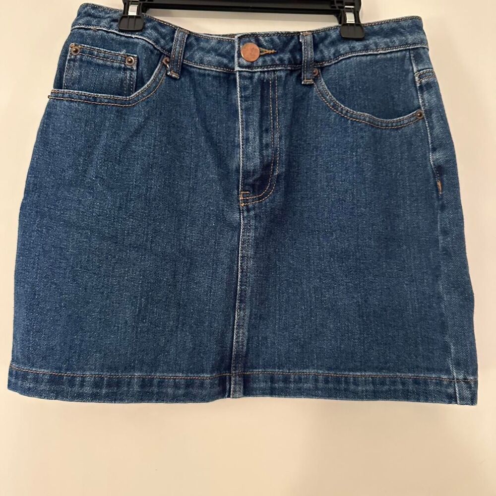 Forever-21 Women's Navy and Blue Skirt